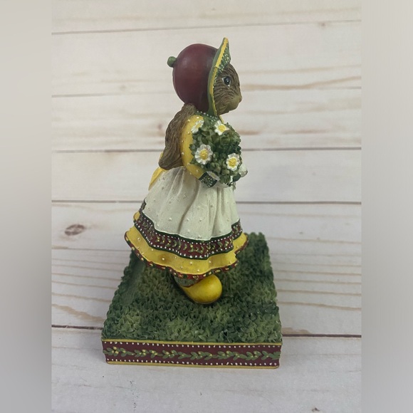 Demdaco Woodsong Bunny Figurine A SPECIAL DAY 2002 Figurine - Picture 2 of 6